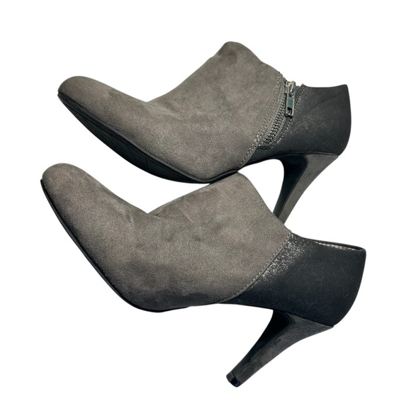 Dexflex Comfort Two Tone Gray Spiked Heel Bootie Sz 8 - Picture 10 of 12
